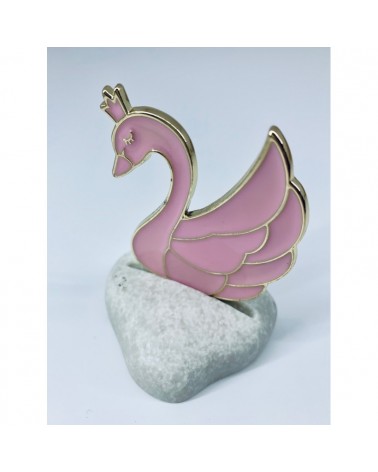 BA42 | PEBBLE WITH PINK SWAN.